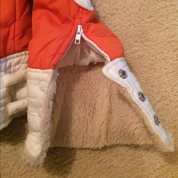 Marc Jacobs orange and ivory coat - Picture 5 of 6